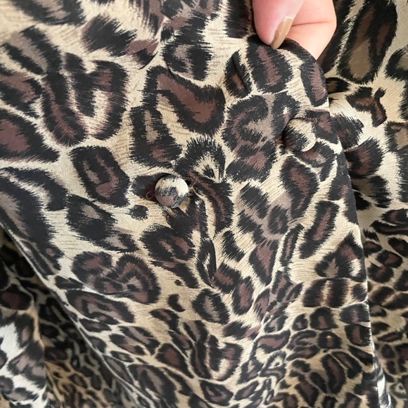 Insane Vintage Animal print blouse Double breasted Mobwife Earthy tones 16W - Picture 3 of 9